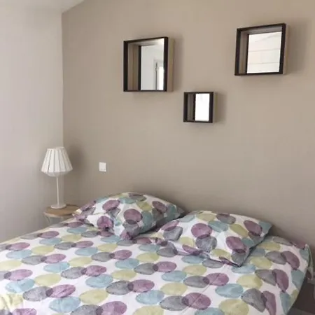 Re Locations בית נופש *