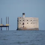 Ré Locations *