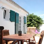 Ré Locations Hébergement de vacances *