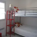度假居 Re Locations *