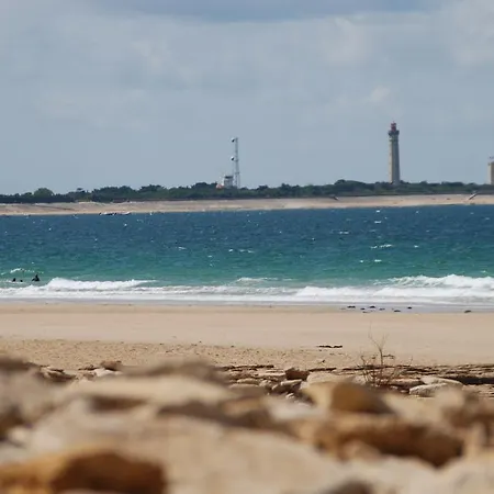 Re Locations * Saint-Clément-des-Baleines