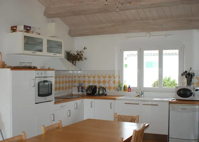 Re Locations * Saint-Clement-des-Baleines