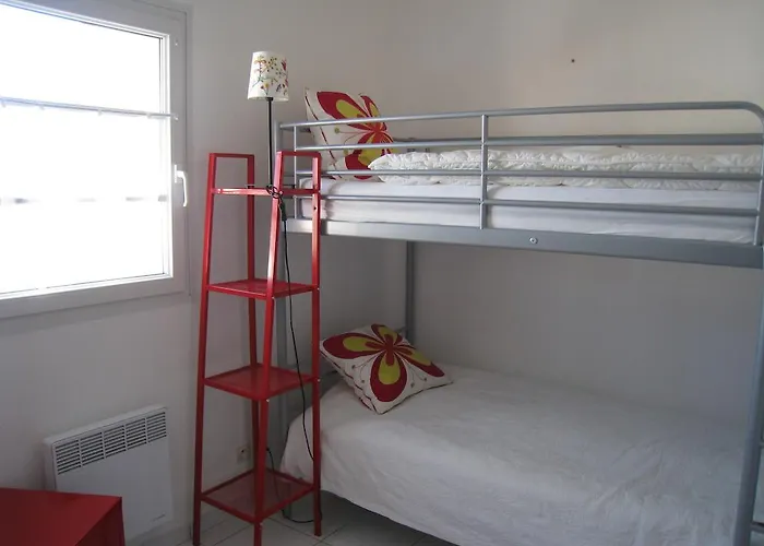 Holiday home Re Locations *