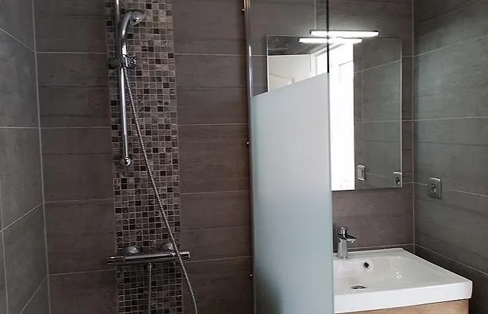 Re Locations Holiday home *