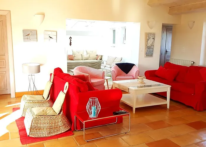 Holiday home Re Locations